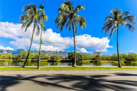 444 Kanekapolei St #1008, Honolulu, HI 96815