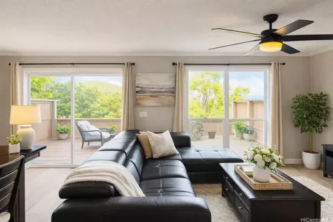 92-747 Makakilo Dr #37, Kapolei, HI 96707