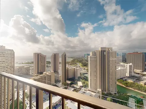 411 Hobron Ln #3814, Honolulu, HI 96815
