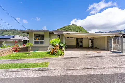 2392 Waiomao Rd, Honolulu, HI 96816