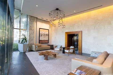 1189 Waimanu St #2704, Honolulu, HI 96814