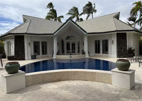 4700 Kahala Ave, Honolulu, HI 96816