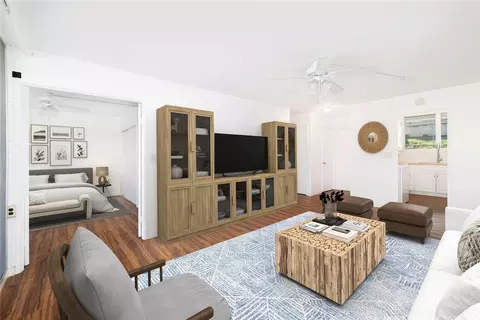 5400 Likini St #304, Honolulu, HI 96818