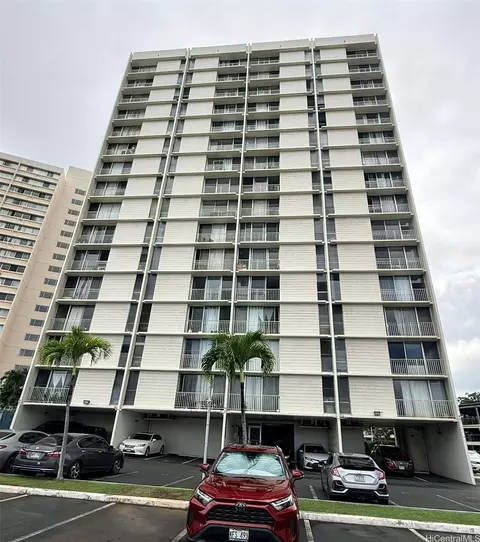 949 Ala Nanala St #1202, Honolulu, HI 96818