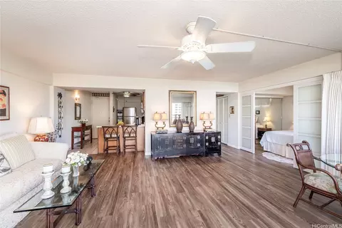 1645 Ala Wai Blvd #906, Honolulu, HI 96815