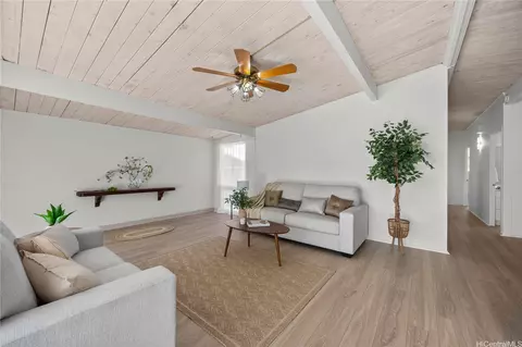 1608 Piikea St, Honolulu, HI 96818