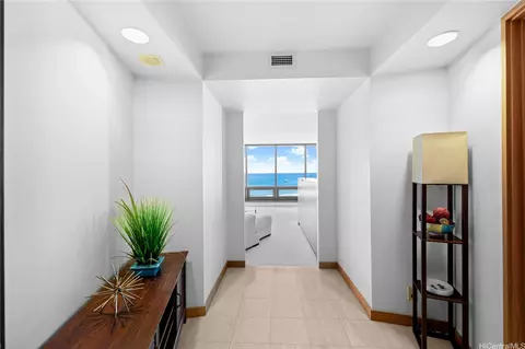 1330 Ala Moana Blvd #3203, Honolulu, HI 96814