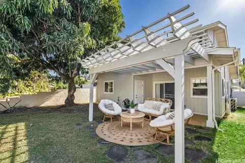 66-912 Kamakahala St #2, Waialua, HI 96791