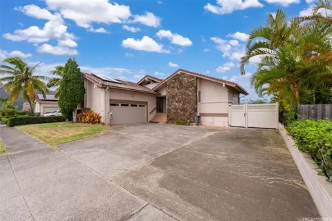 1059 Kaumoku St, Honolulu, HI 96825