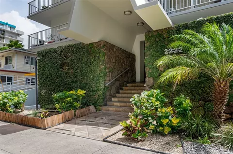 2222 Aloha Dr #104, Honolulu, HI 96815