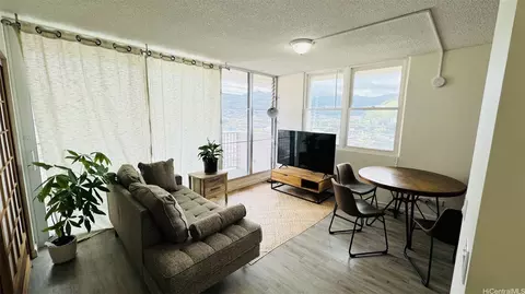 2754 Kuilei St #2101, Honolulu, HI 96826