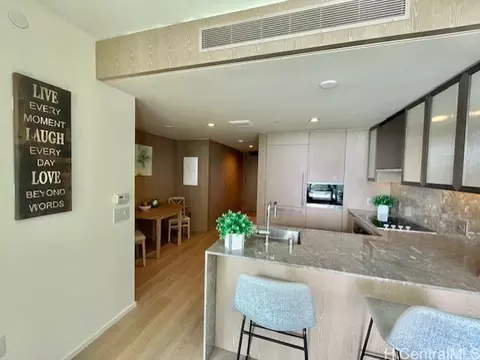 1000 Auahi St #1906, Honolulu, HI 96814