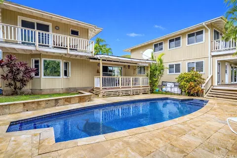 304 Ilimano St, Kailua, HI 96734