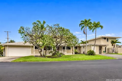 304 Ilimano St, Kailua, HI 96734