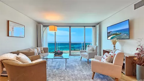 1177 Queen St #3702, Honolulu, HI 96814