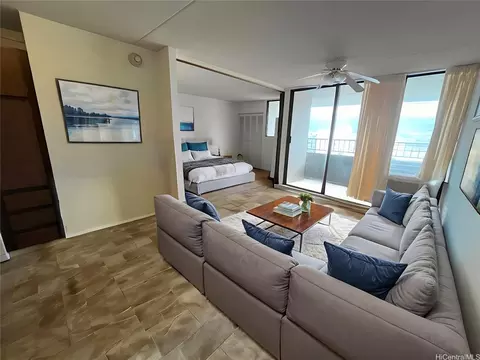 2240 Kuhio Ave #3102, Honolulu, HI 96815