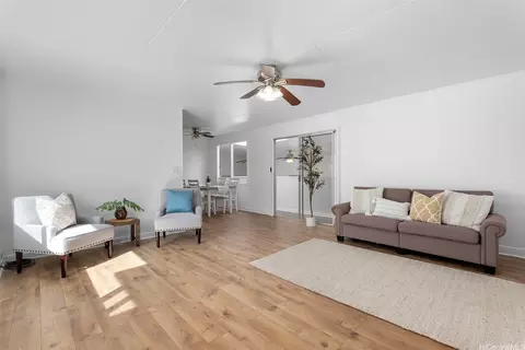 1624 Ala Makani Pl, Honolulu, HI 96819