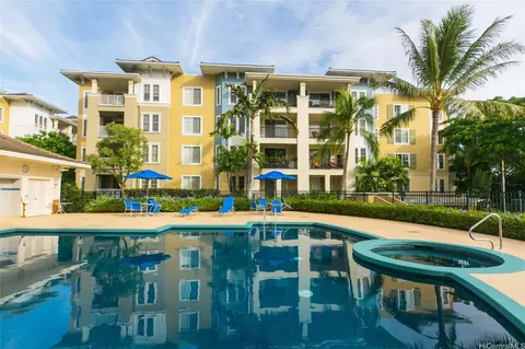 520 Lunalilo Home Rd #6202, Honolulu, HI 96825