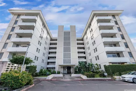 1026 Kalo Pl #303, Honolulu, HI 96826