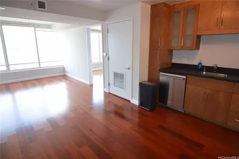 1009 Kapiolani Blvd #4611, Honolulu, HI 96814