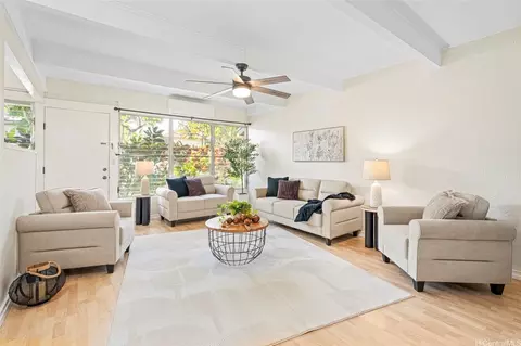 4185 Keanu St #34, Honolulu, HI 96816