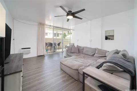 1400 Pensacola St #102, Honolulu, HI 96822