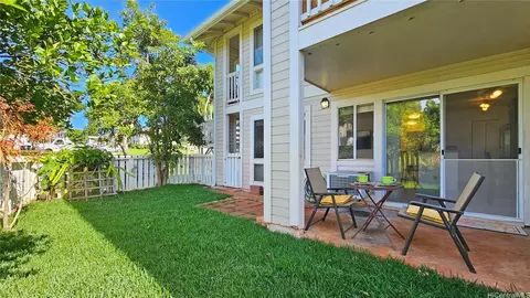 94-652 Lumiaina St #X104, Waipahu, HI 96797