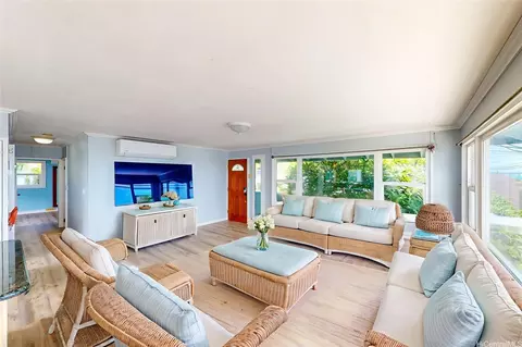 53-898 Kamehameha Hwy, Hauula, HI 96717