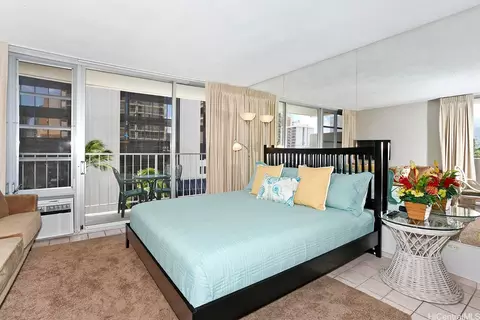 364 Seaside Ave #701, Honolulu, HI 96815