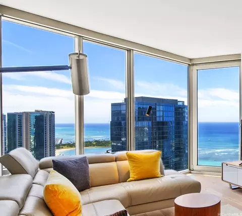 1001 Queen St #3706, Honolulu, HI 96814