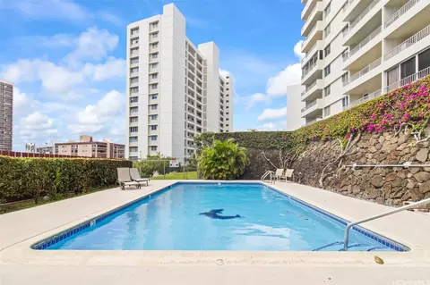 927 Prospect St #406, Honolulu, HI 96822