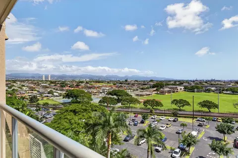 94-979 Kauolu Pl #909, Waipahu, HI 96797