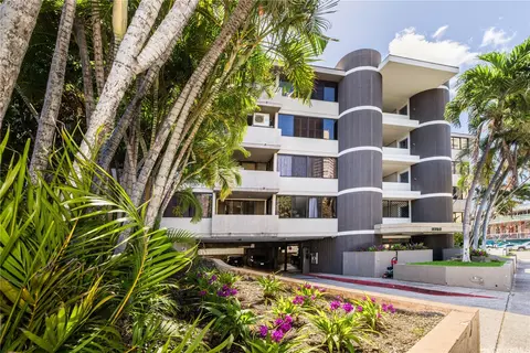 2752 Kaaha St #309, Honolulu, HI 96826