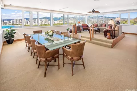 2895 Kalakaua Ave #GRAND PH/PH 2, Honolulu, HI 96815