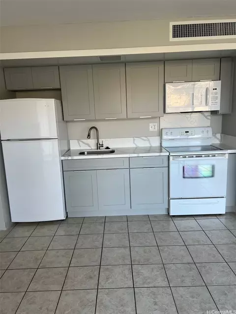 84-770 Kili Dr #432, Waianae, HI 96792