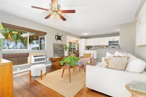 94-839 Lumiauau St #M101, Waipahu, HI 96797