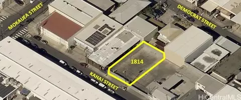 1814 Kahai St, Honolulu, HI 96819