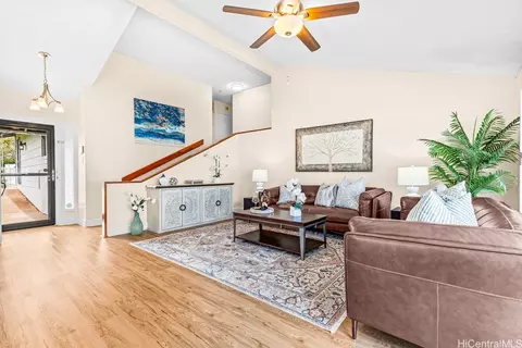 92-1285 Kikaha St, Kapolei, HI 96707