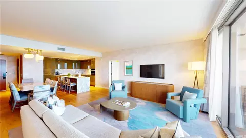 383 Kalaimoku St #3302, Honolulu, HI 96815