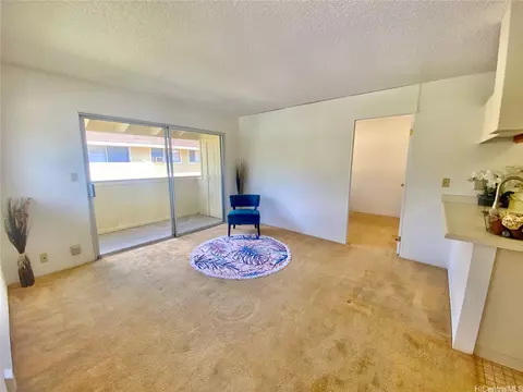 94-1004 Kaukahi Pl #K7, Waipahu, HI 96797