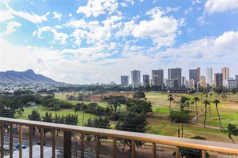 2916 Date St #10I, Honolulu, HI 96816
