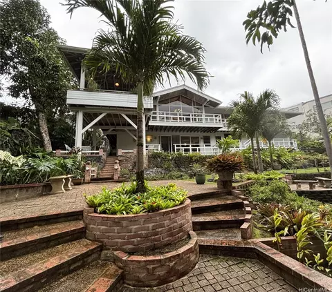 3625 Nuuanu Pali Dr, Honolulu, HI 96817