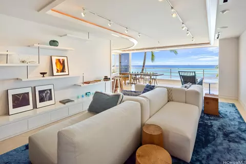 2979 Kalakaua Ave #601, Honolulu, HI 96815