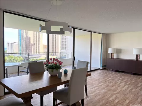 1910 Ala Moana Blvd #14C, Honolulu, HI 96815