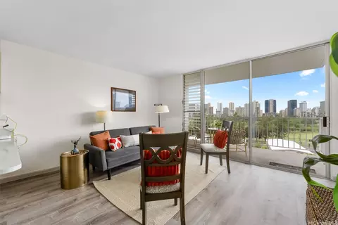 737 Olokele Ave #703, Honolulu, HI 96816