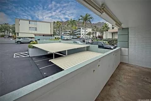 3111 Pualei Cir #101, Honolulu, HI 96815