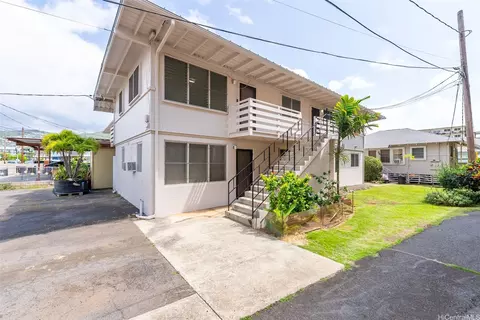 735 Lukepane Ave, Honolulu, HI 96816