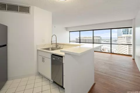 1088 Bishop St #2906, Honolulu, HI 96813
