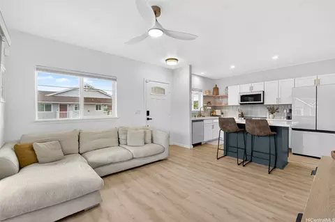 1131 Kakala St #1302, Kapolei, HI 96707