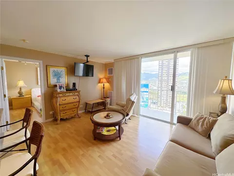 1925 Kalakaua Ave #1905, Honolulu, HI 96815